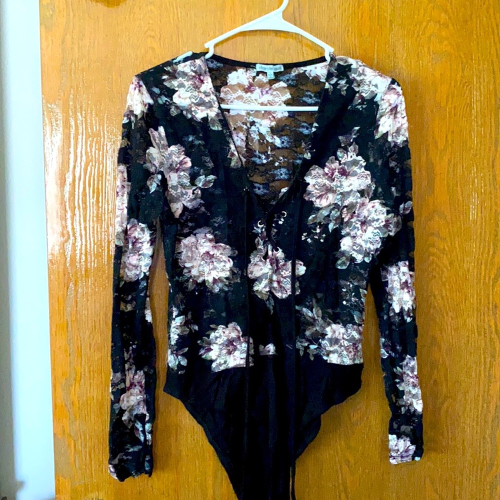 Black / floral bodysuit